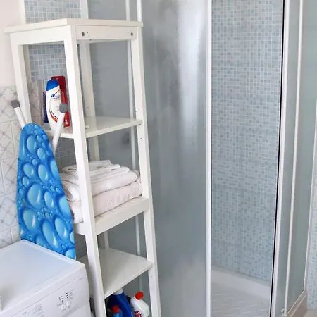 בית הארחה A Due Passi פוליניו